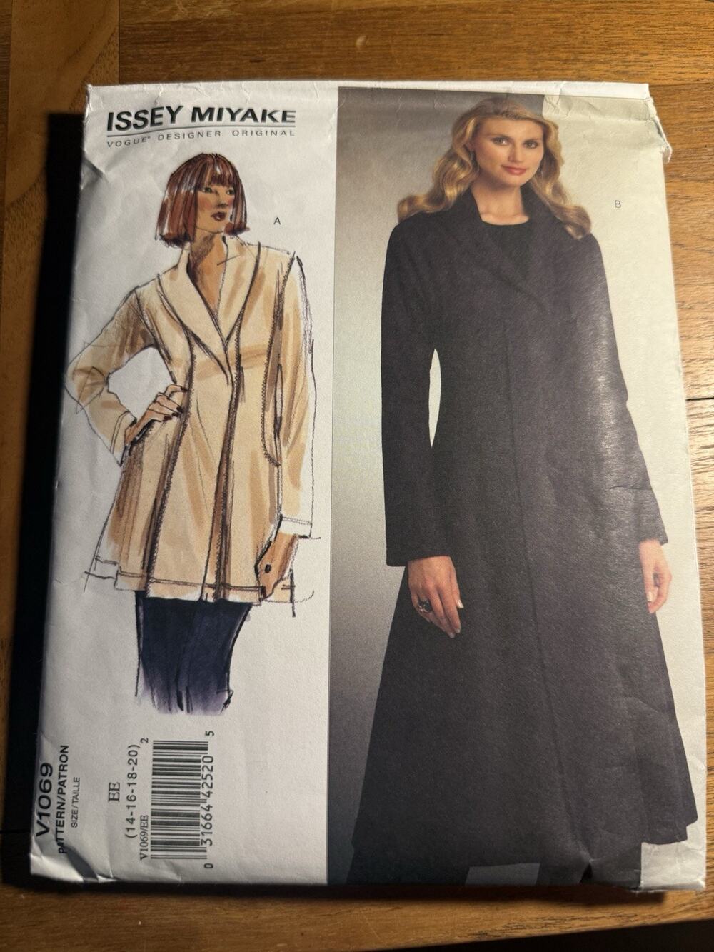 Vogue V1069 Issey Miyake Designer Original Sewing Pattern 14 16 18 20 Uncut